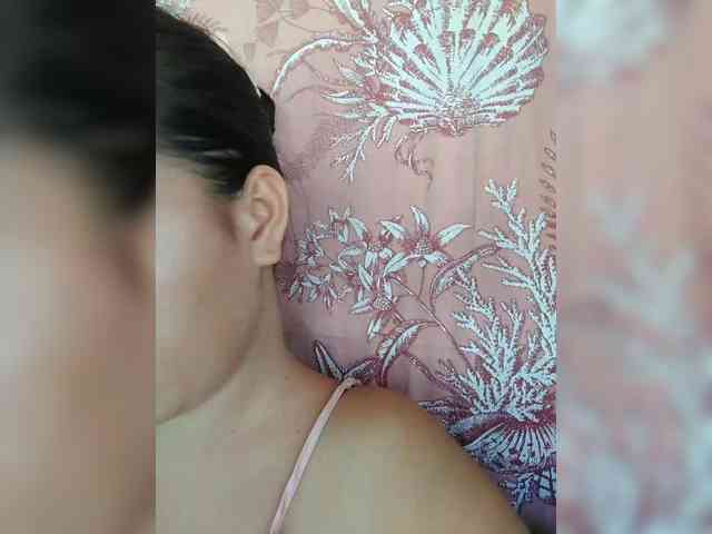 hornylittleprincess69