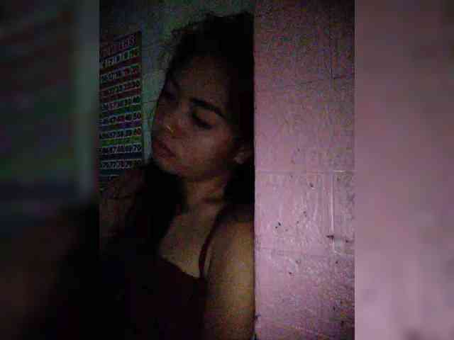 hornylittleprincess69 webcam