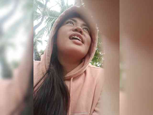 hornylittleprincess69 webcam