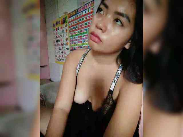 hornylittleprincess69 webcam