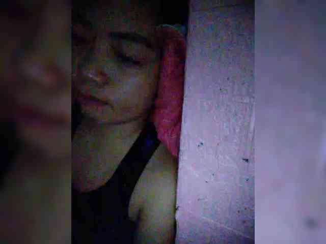 hornylittleprincess69 webcam