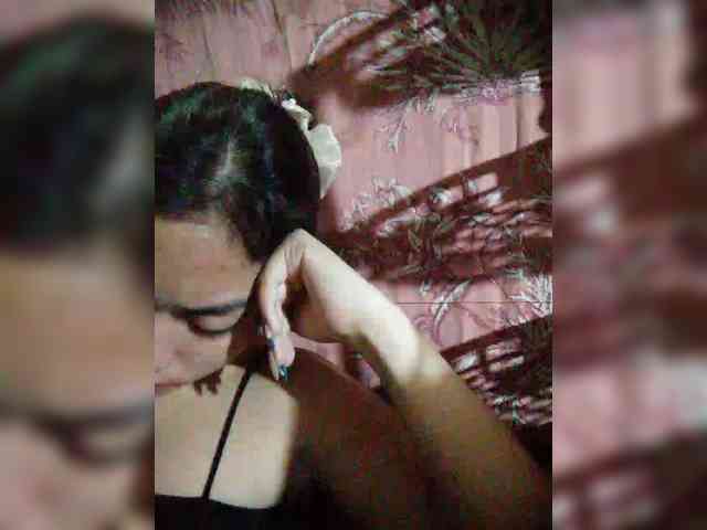 hornylittleprincess69 webcam