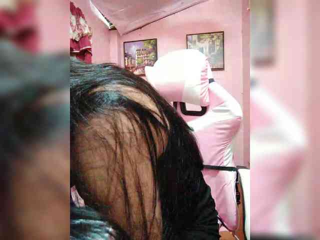 hornylittleprincess69 webcam