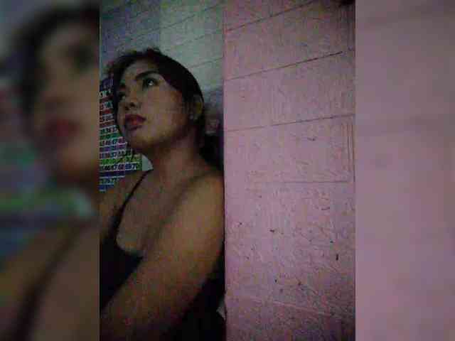 hornylittleprincess69 webcam