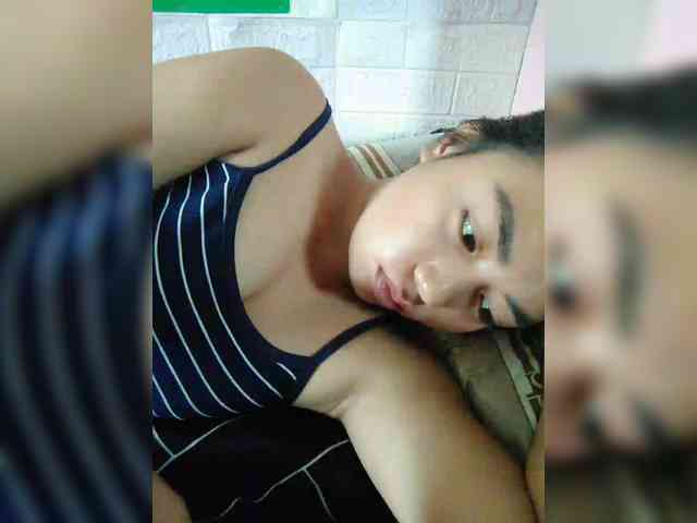 hornylittleprincess69 webcam