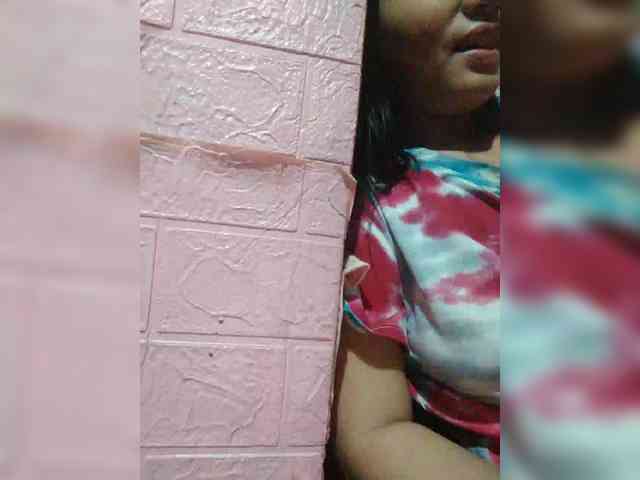 hornylittleprincess69 webcam