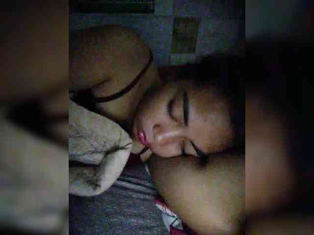 hornylittleprincess69