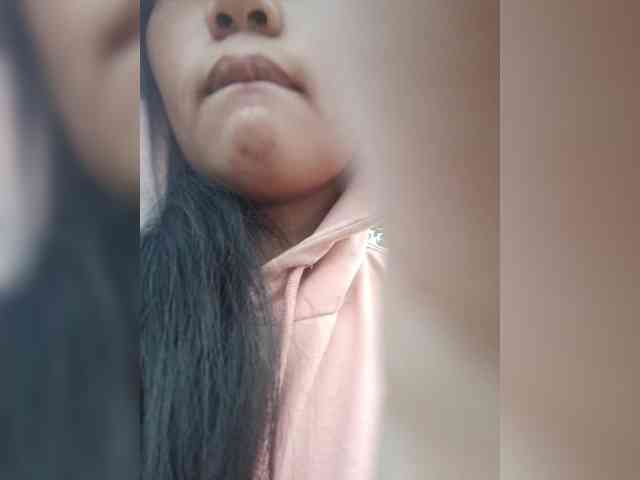 hornylittleprincess69 webcam