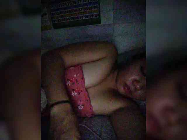 hornylittleprincess69 webcam