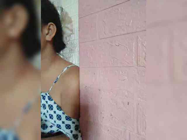 hornylittleprincess69 webcam