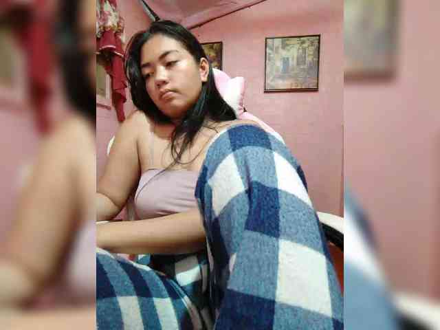 hornylittleprincess69 webcam