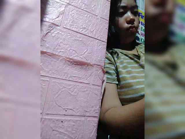 hornylittleprincess69 webcam