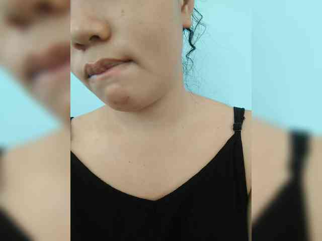 hornylittleprincess69 webcam