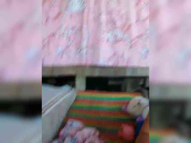 hornylittleprincess69 webcam