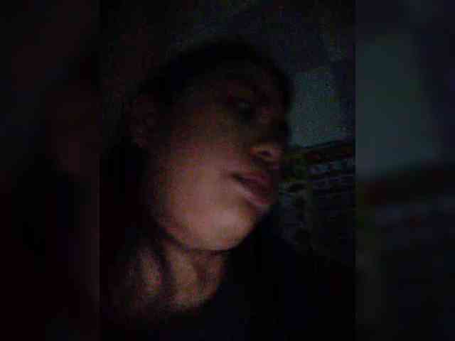 hornylittleprincess69 webcam