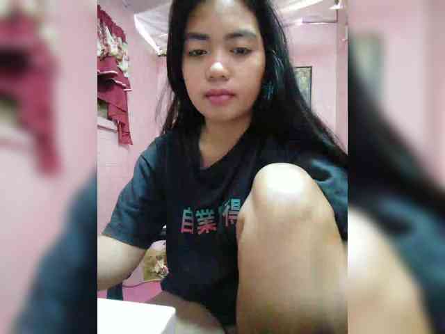 hornylittleprincess69 webcam