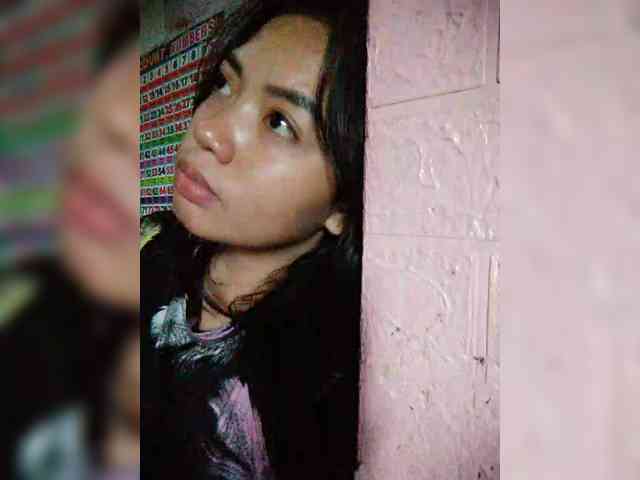 hornylittleprincess69 webcam