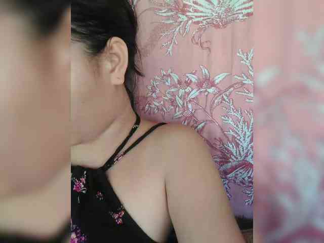 hornylittleprincess69 webcam