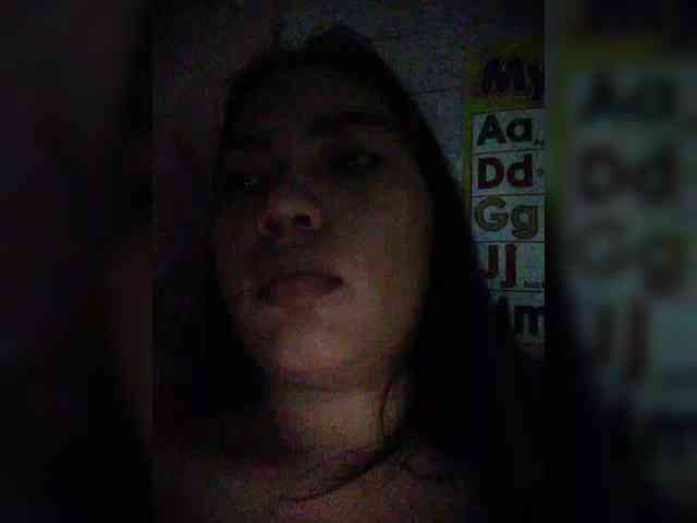 hornylittleprincess69 webcam