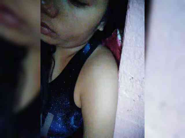 hornylittleprincess69 webcam