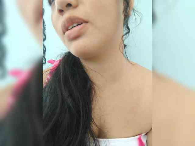 hornylittleprincess69 webcam