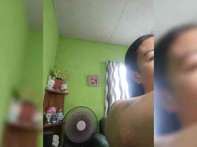 hornylittleprincess69 webcam