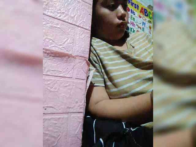 hornylittleprincess69 webcam