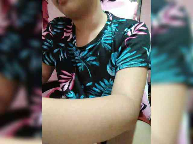 hornylittleprincess69 webcam
