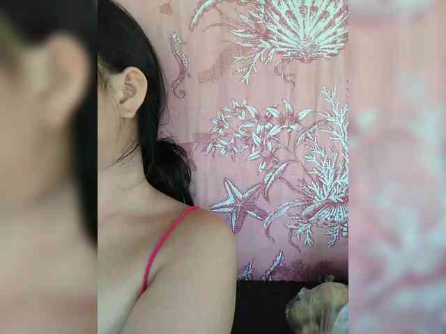 hornylittleprincess69 webcam