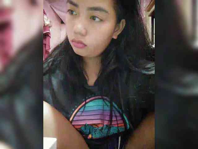 hornylittleprincess69 webcam