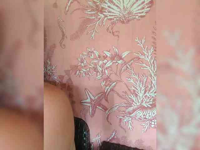 hornylittleprincess69 webcam