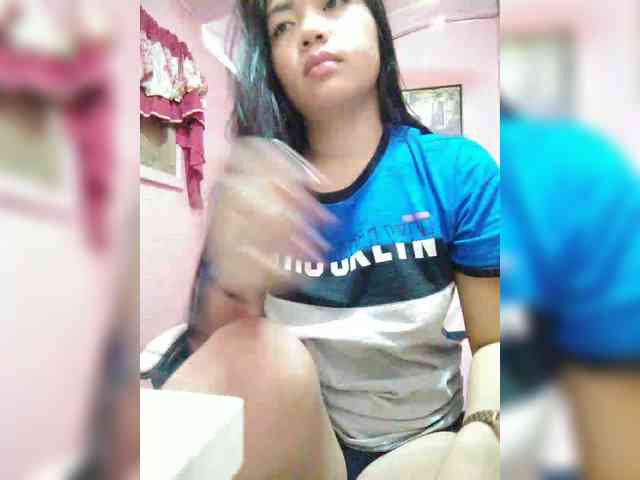 hornylittleprincess69 webcam