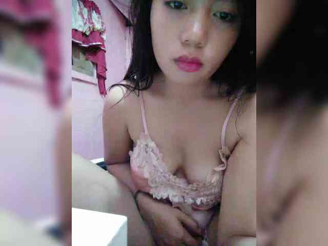 hornylittleprincess69 webcam