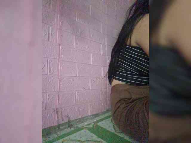 hornylittleprincess69 webcam