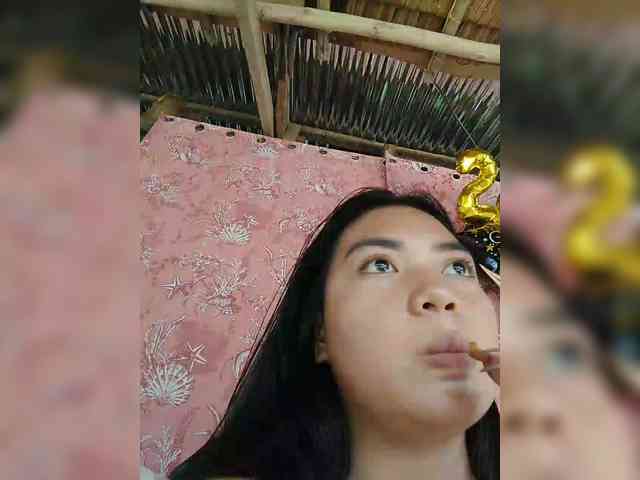 hornylittleprincess69 webcam