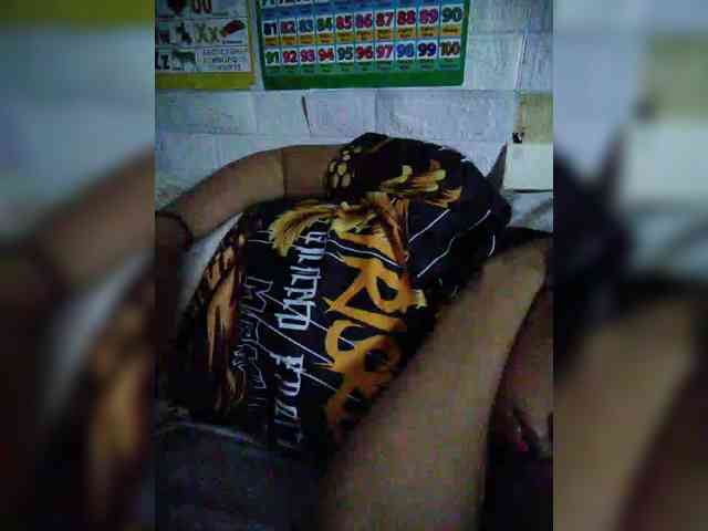 hornylittleprincess69 webcam