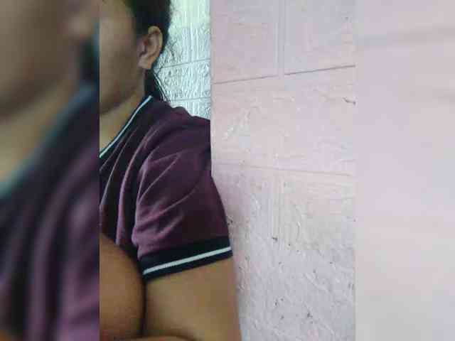 hornylittleprincess69 webcam