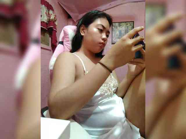 hornylittleprincess69 webcam