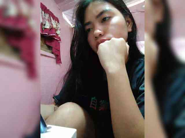 hornylittleprincess69 webcam