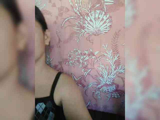 hornylittleprincess69 webcam