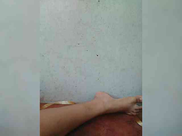 hornylittleprincess69 webcam