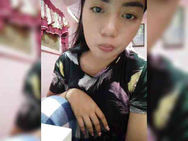 hornylittleprincess69 webcam