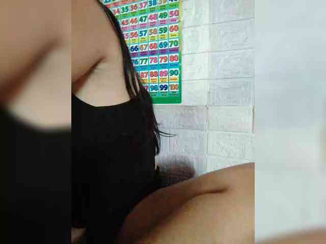 hornylittleprincess69 webcam