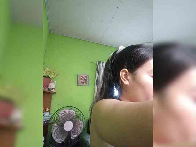 hornylittleprincess69 webcam