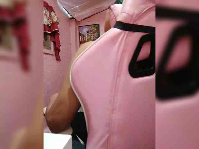 hornylittleprincess69 webcam