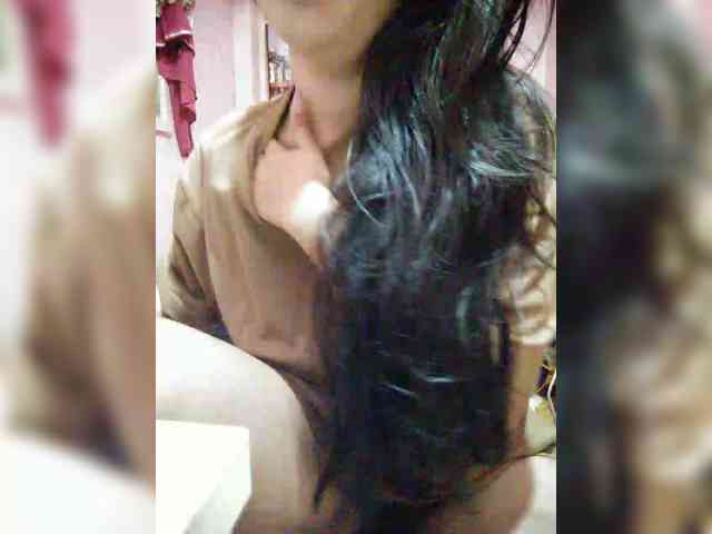 hornylittleprincess69 webcam