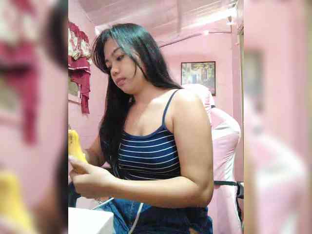 hornylittleprincess69 webcam