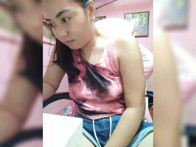 hornylittleprincess69 webcam