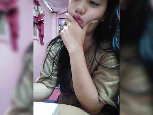 hornylittleprincess69 webcam