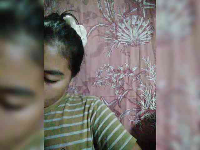 hornylittleprincess69 webcam